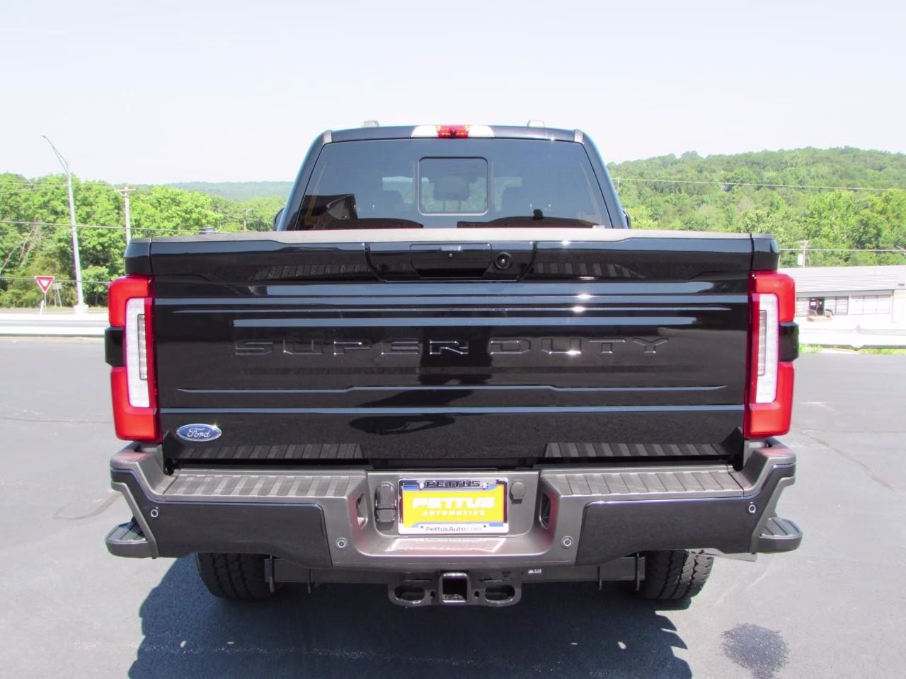 2026 Agate Black Metallic Ford Super Duty F-350 SRW 4WD Crew Cab Box 4X4 Truck