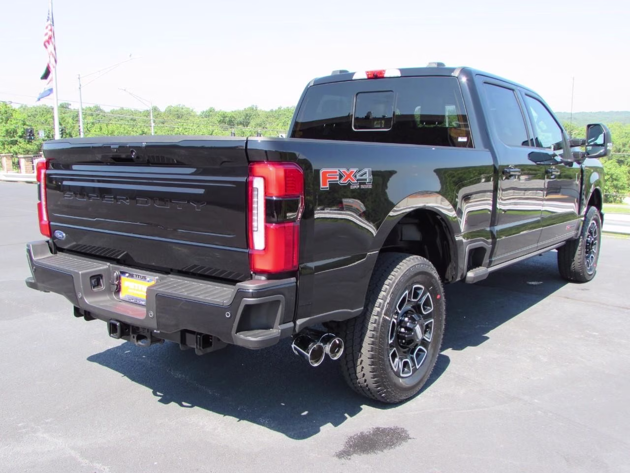 2026 Agate Black Metallic Ford Super Duty F-350 SRW 4WD Crew Cab Box 4X4 Truck