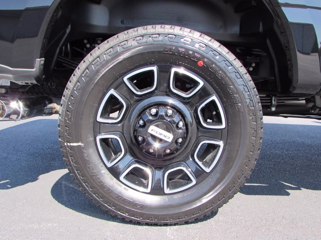 2026 Agate Black Metallic Ford Super Duty F-350 SRW 4WD Crew Cab Box 4X4 Truck
