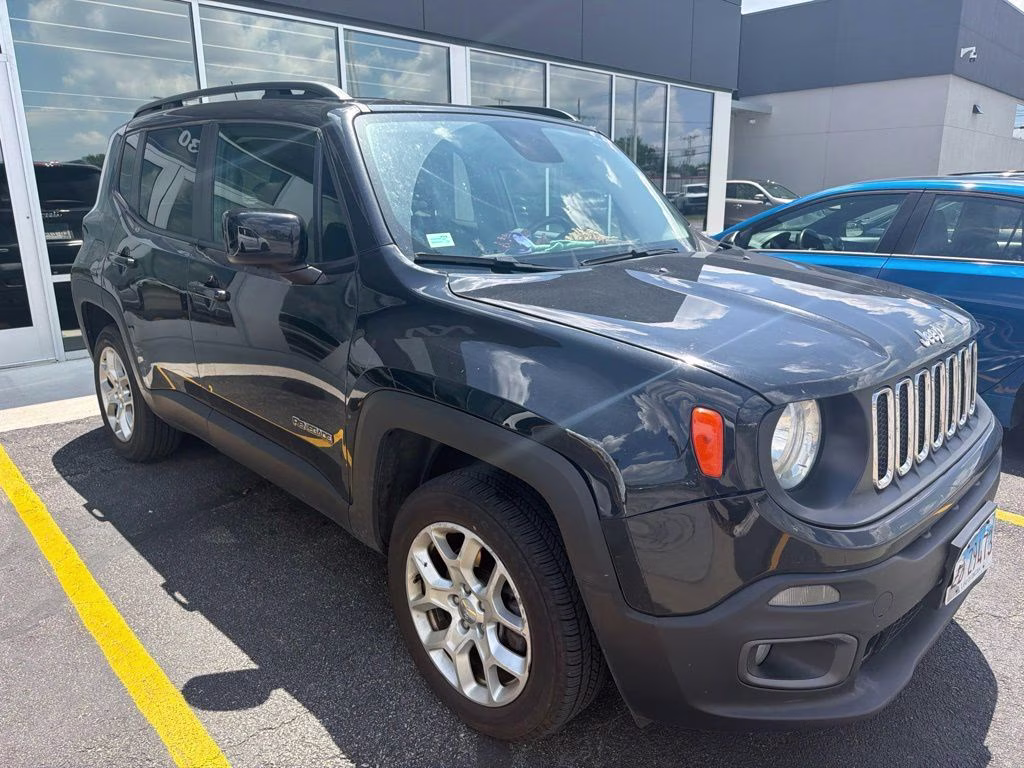 2017 Black Jeep Renegade Latitude SUV