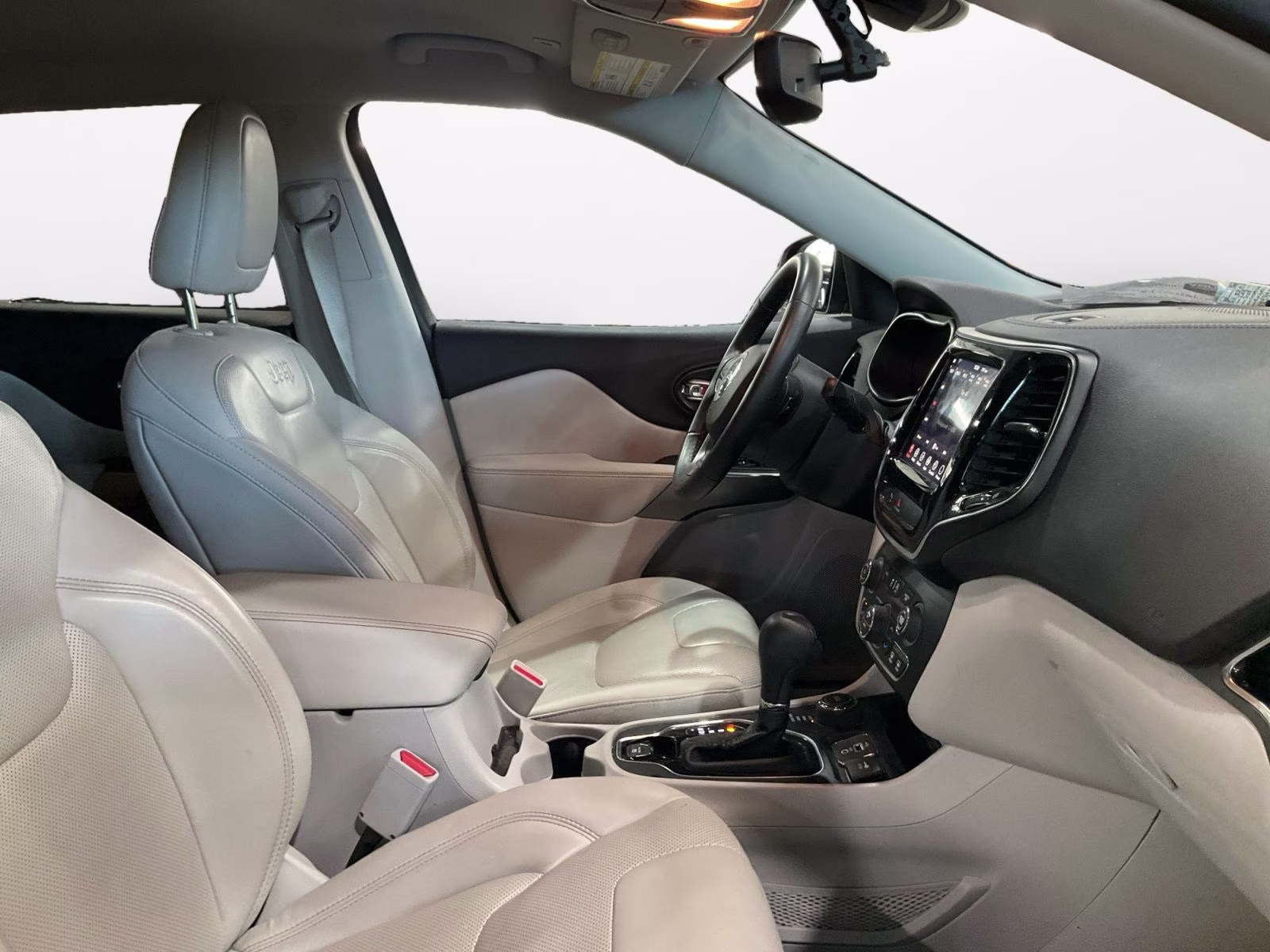 2019 Velvet Red Pearlcoat Jeep Cherokee Limited 4X4 SUV