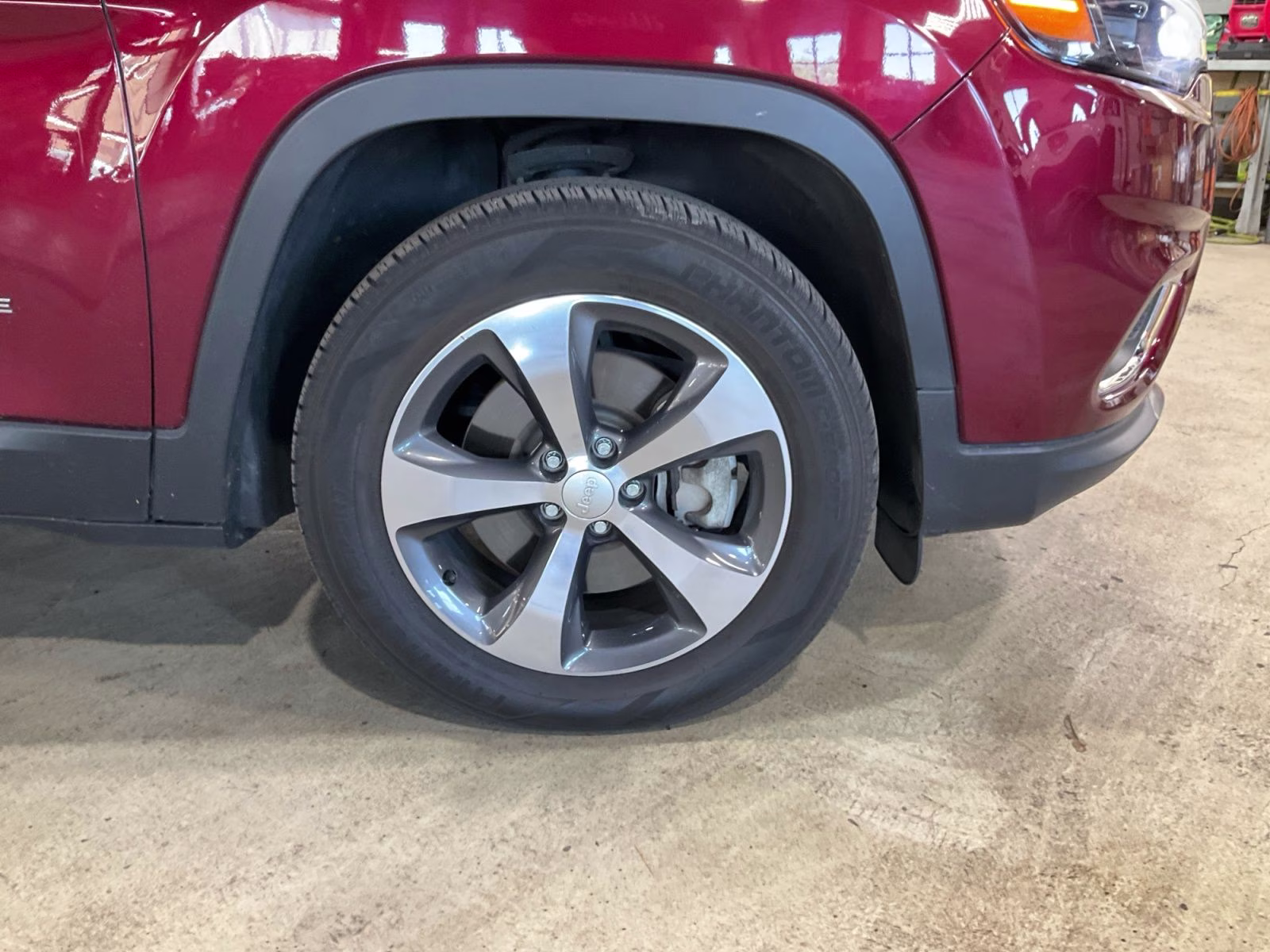 2019 Velvet Red Pearlcoat Jeep Cherokee Limited 4X4 SUV