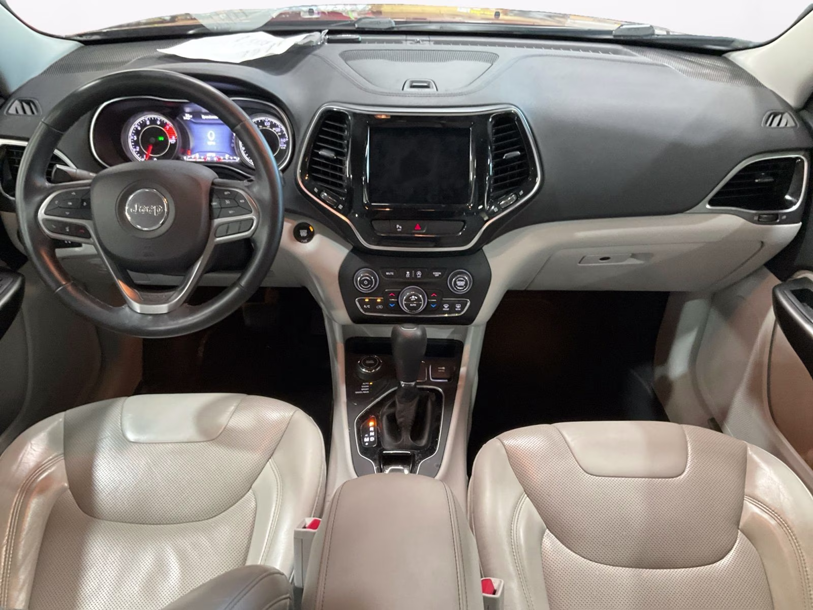 2019 Velvet Red Pearlcoat Jeep Cherokee Limited 4X4 SUV