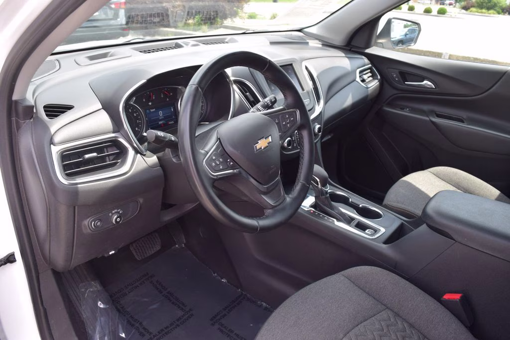 2024 Summit White Chevrolet Equinox LT AWD SUV