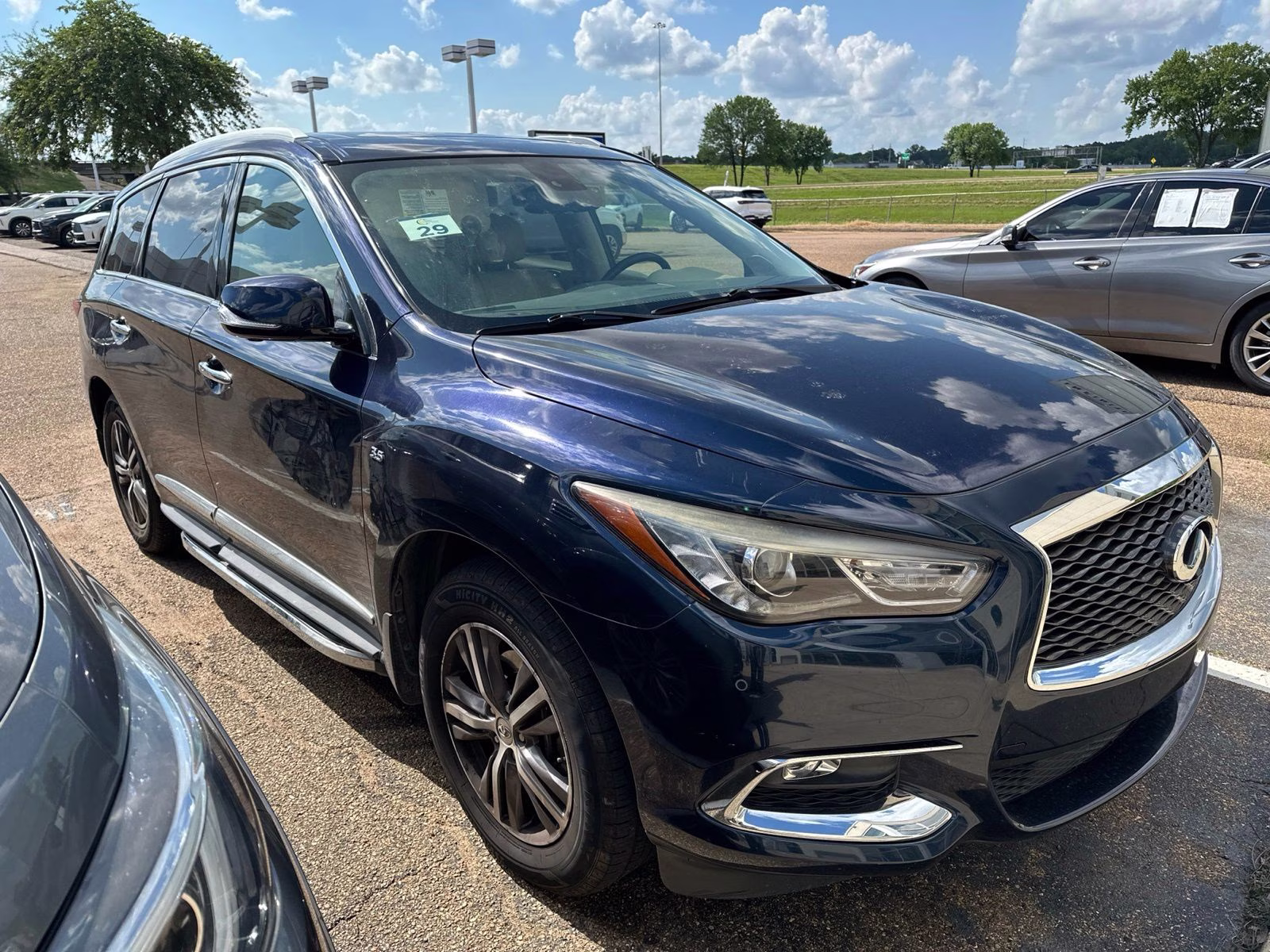 2017 Beige INFINITI QX60 Base FWD SUV