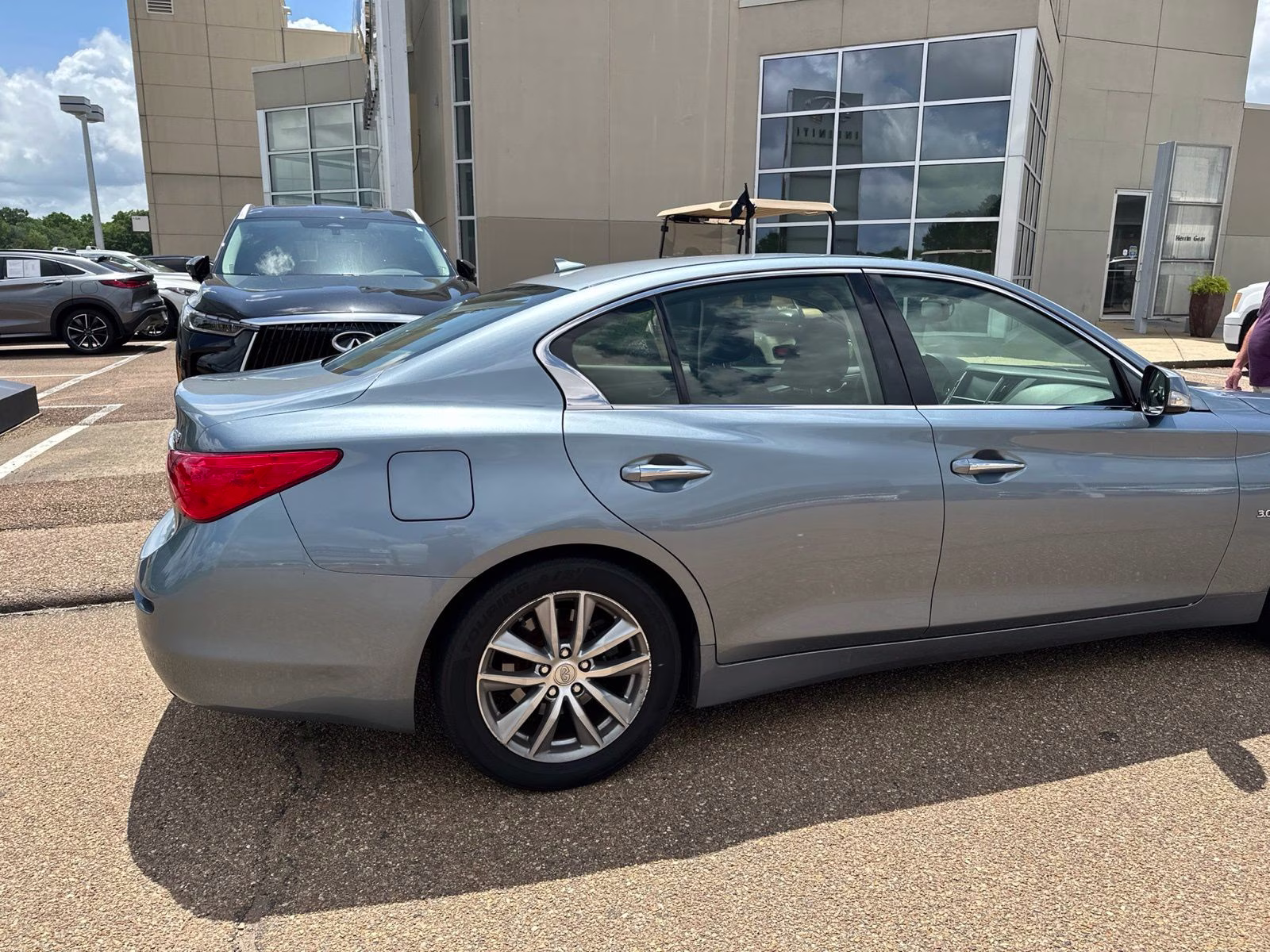 2016 Blue INFINITI Q50 3.0t Premium RWD Sedan