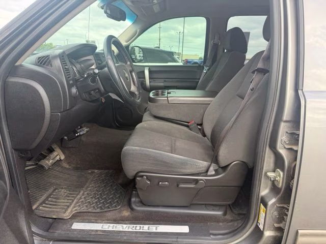 2009 Graystone Metallic Chevrolet Silverado 1500 LT 4X4 Truck