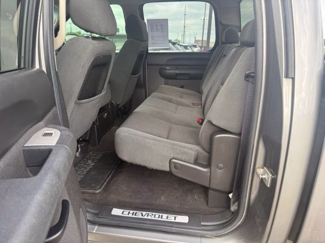 2009 Graystone Metallic Chevrolet Silverado 1500 LT 4X4 Truck