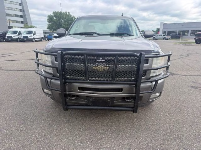2009 Graystone Metallic Chevrolet Silverado 1500 LT 4X4 Truck