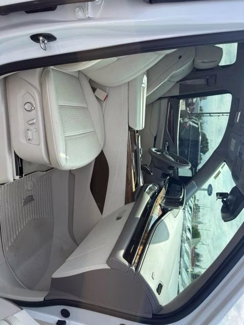 2024 Crystal White Tricoat Cadillac Escalade Premium Luxury Platinum 4X4 SUV