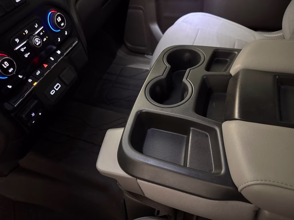 2021 Shadow Gray Metallic Chevrolet Silverado 1500 LT 4X4 Truck