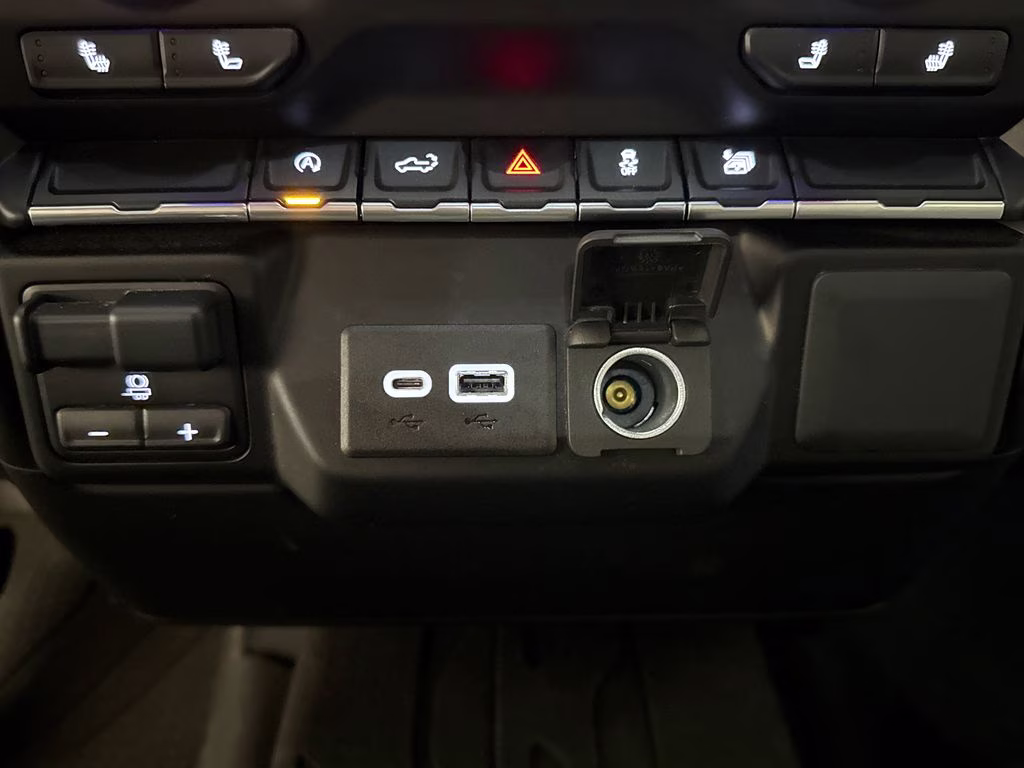 2021 Shadow Gray Metallic Chevrolet Silverado 1500 LT 4X4 Truck