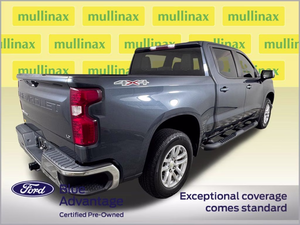 2021 Shadow Gray Metallic Chevrolet Silverado 1500 LT 4X4 Truck