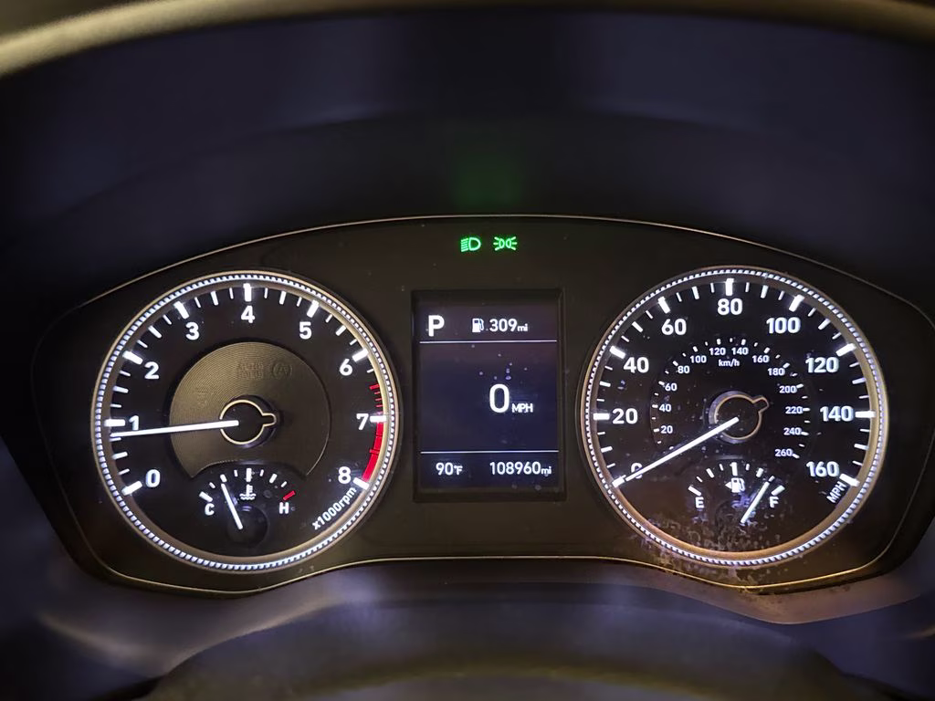 2019 Twilight Black Hyundai Santa Fe SE FWD SUV