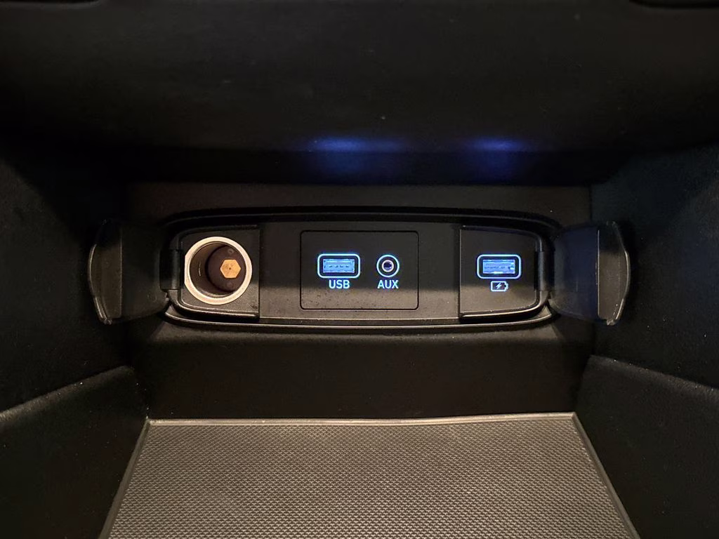 2019 Twilight Black Hyundai Santa Fe SE FWD SUV