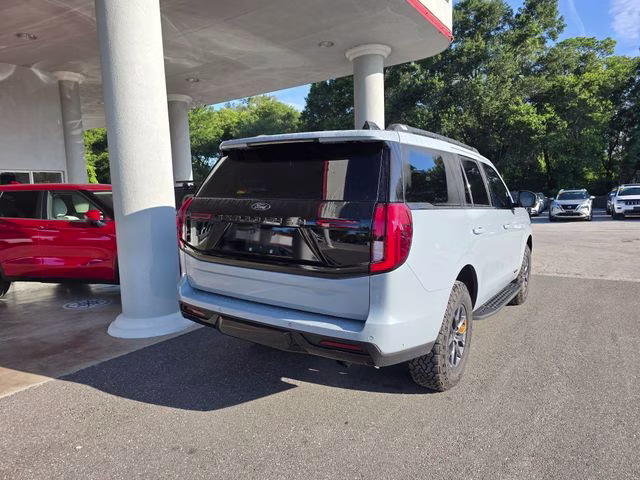 2025 Gray Metallic Ford Expedition Tremor 4X4 SUV