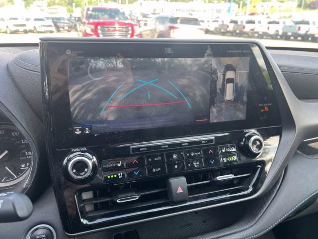 2021 Magnetic Gray Metallic Toyota Highlander Limited AWD SUV