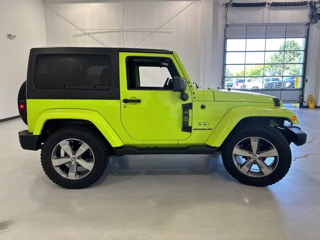 2017 Hypergreen Clearcoat Jeep Wrangler Sahara 4X4 SUV
