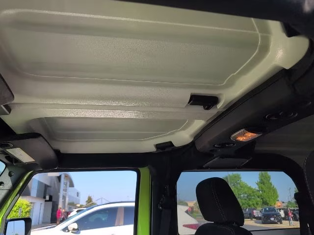 2017 Hypergreen Clearcoat Jeep Wrangler Sahara 4X4 SUV