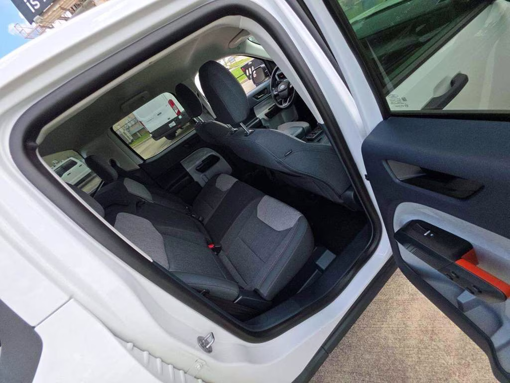 2024 Oxford White Ford Maverick XLT AWD Truck