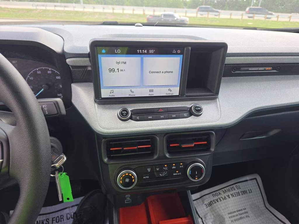 2024 Oxford White Ford Maverick XLT AWD Truck