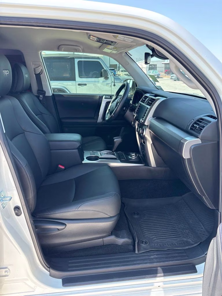 2022 White Toyota 4Runner TRD Sport 4X4 SUV