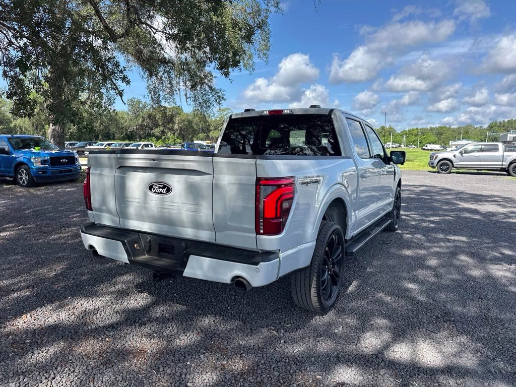 2024 Avalanche Ford F-150 Lariat 4X4 Truck