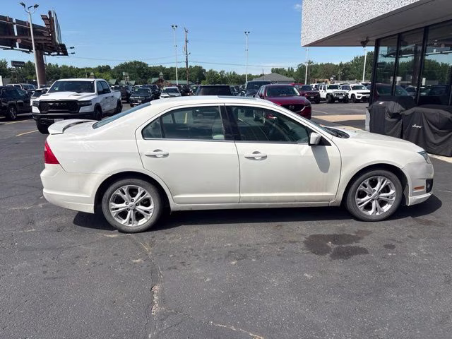 2012 Ford Fusion SE FWD Sedan