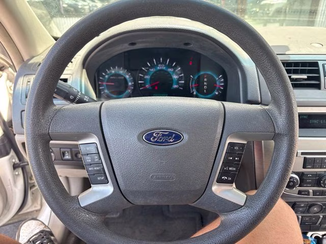 2012 Ford Fusion SE FWD Sedan