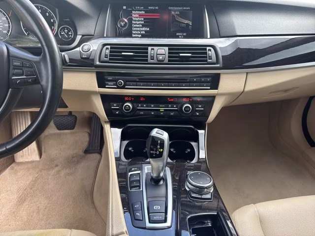 2015 White Metallic BMW 5 Series RWD Sedan
