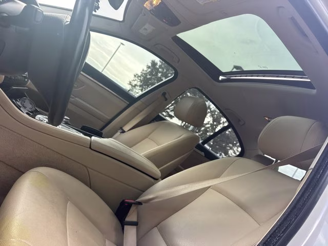 2015 White Metallic BMW 5 Series RWD Sedan