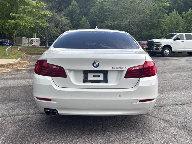 2015 White Metallic BMW 5 Series RWD Sedan