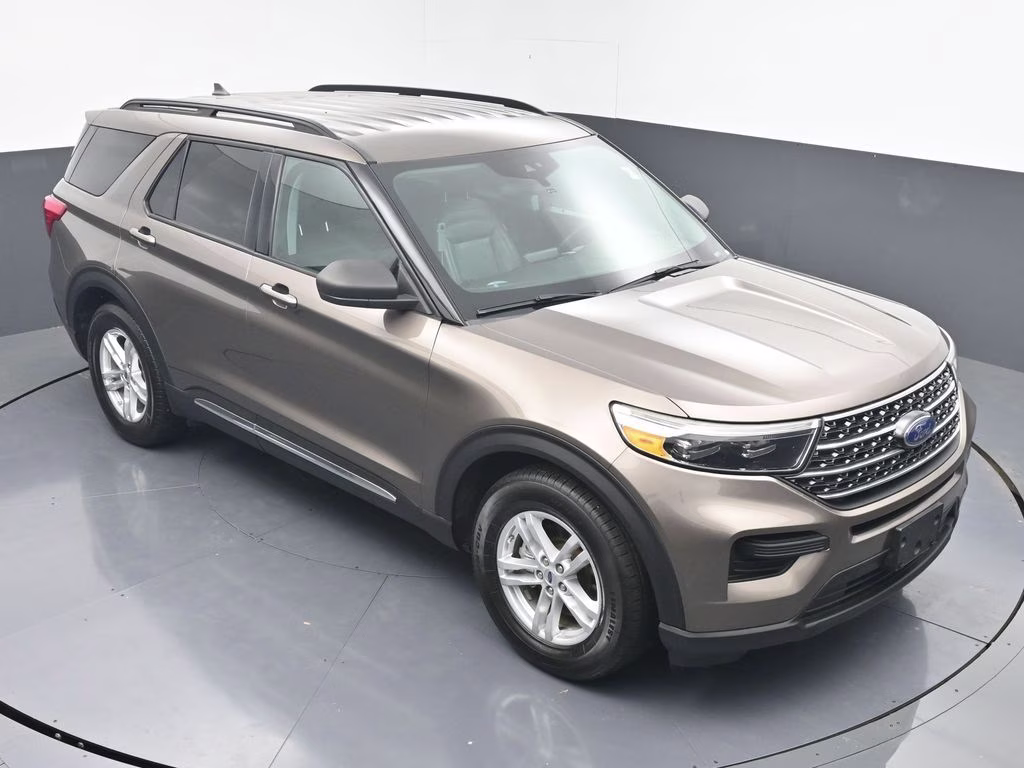 2021 Stone Gray Metallic Ford Explorer XLT RWD SUV