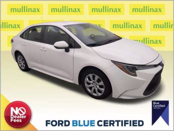 2020 Super White Toyota Corolla LE FWD Sedan