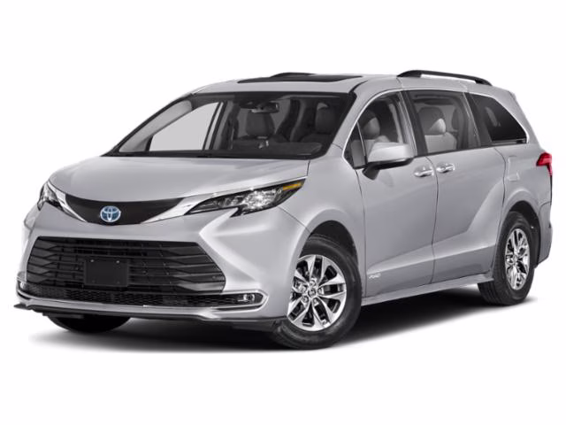 2023 Silver Toyota Sienna XLE FWD Van