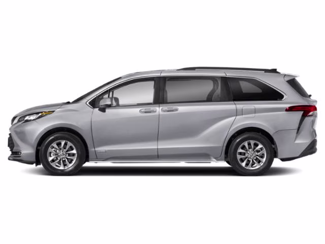 2023 Silver Toyota Sienna XLE FWD Van