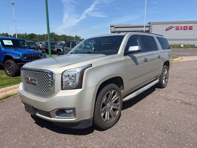 2015 Champagne Silver Metallic GMC Yukon XL SLE 1500 4X4 SUV