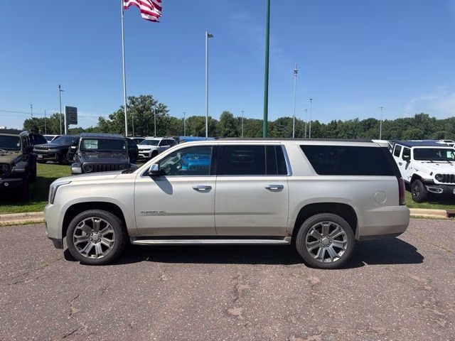 2015 Champagne Silver Metallic GMC Yukon XL SLE 1500 4X4 SUV