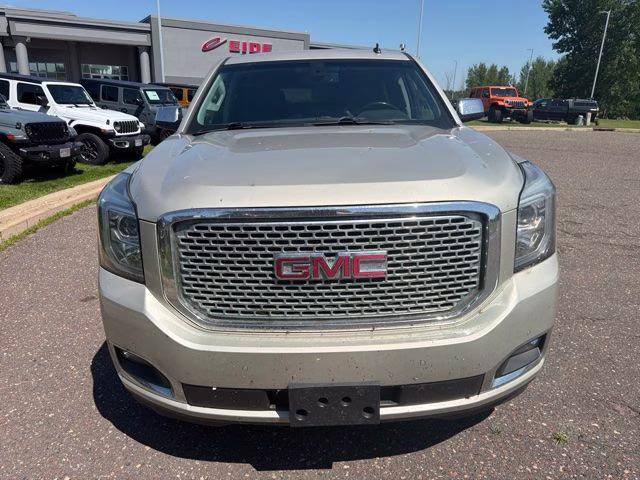 2015 Champagne Silver Metallic GMC Yukon XL SLE 1500 4X4 SUV