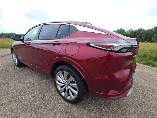 2024 Cinnabar Metallic Buick Envista Avenir FWD SUV