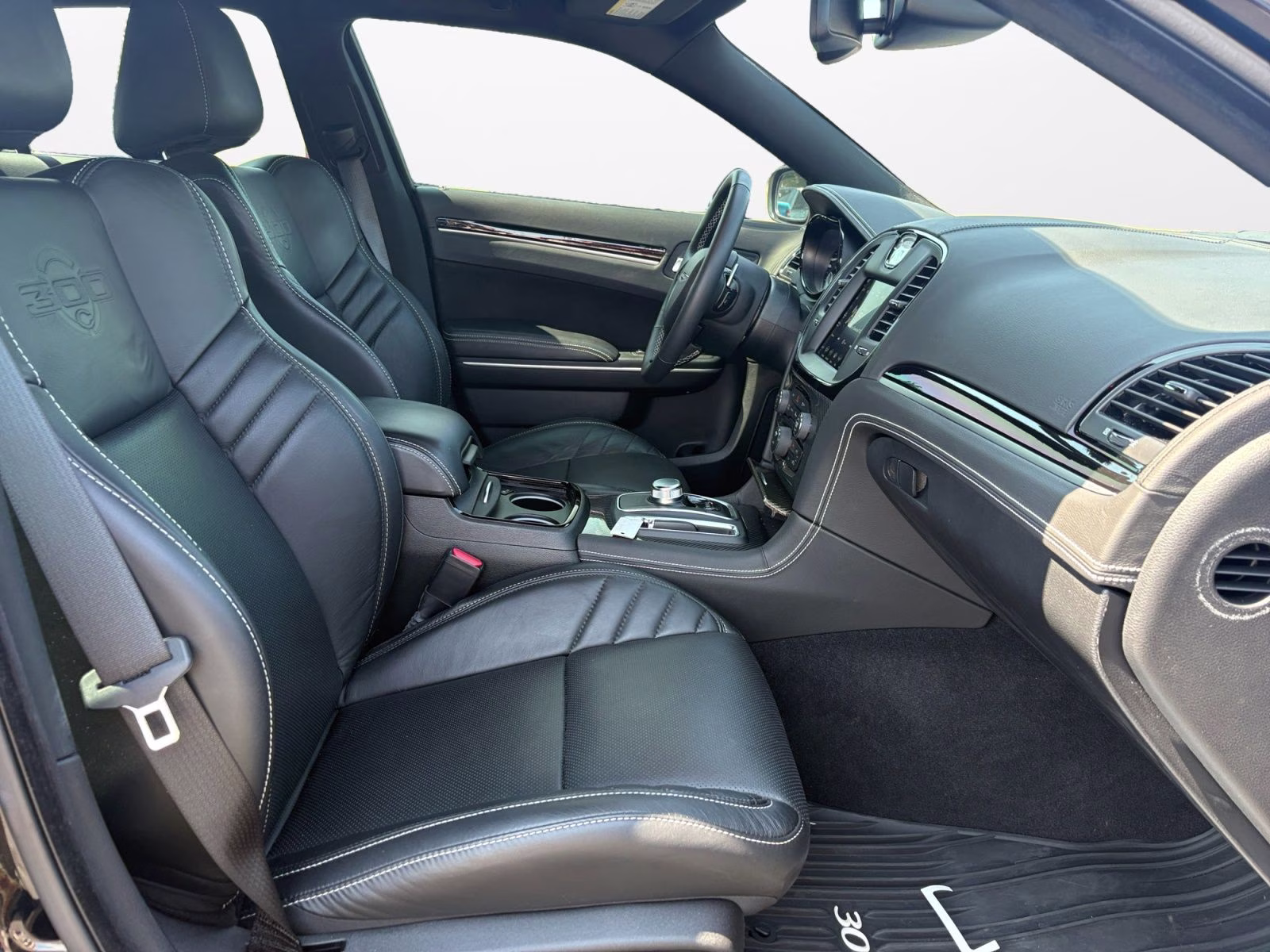 2023 Gloss Black Chrysler 300 C RWD Sedan