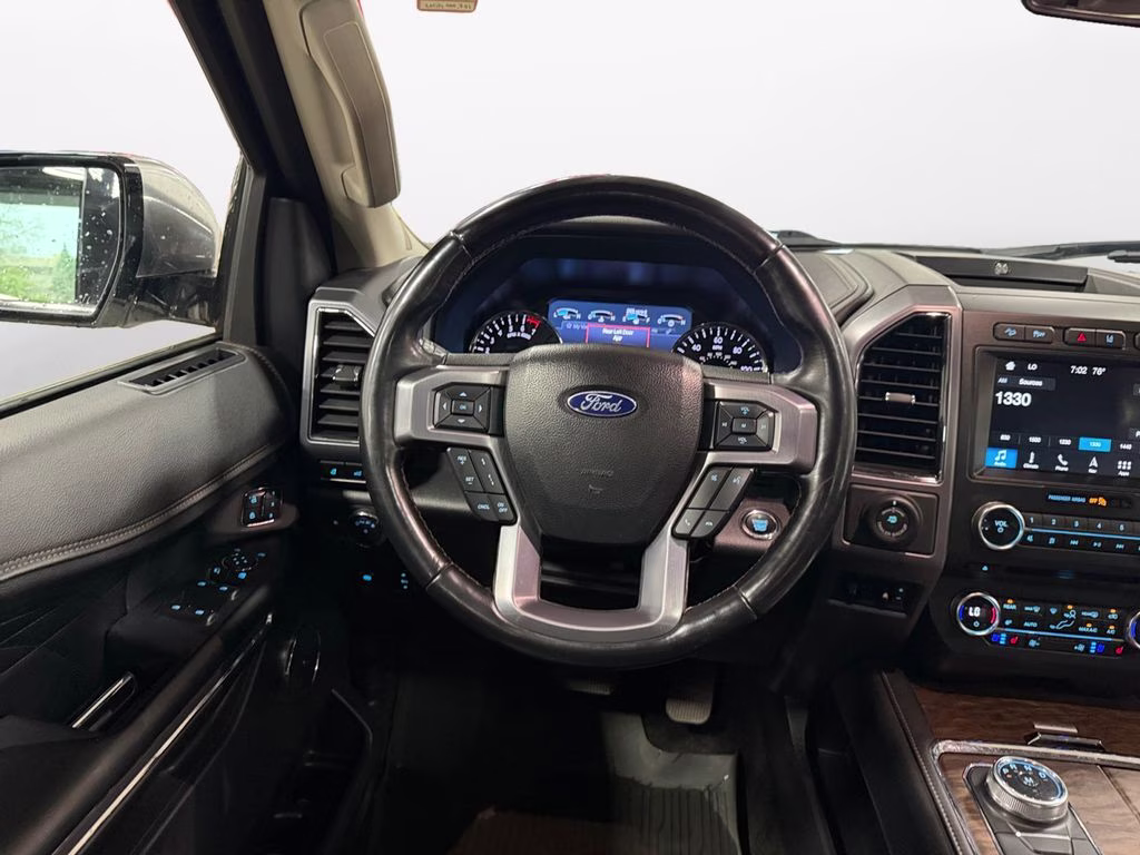 2018 White Platinum Clearcoat Metallic Ford Expedition Max Platinum w/Drivers Assistance & Heavy Duty Tow Pkg 4X4 SUV