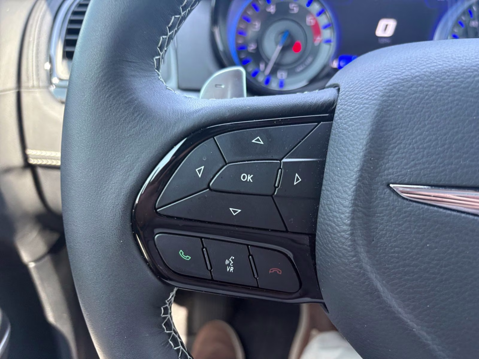 2023 Gloss Black Chrysler 300 C RWD Sedan