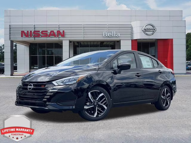 2025 Super Black Metallic Nissan Versa 1.6 SR FWD Sedan