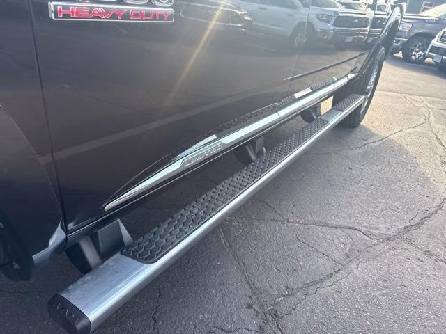 2017 Brilliant Black Crystal Pearlcoat Ram 2500 Limited 4X4 Truck