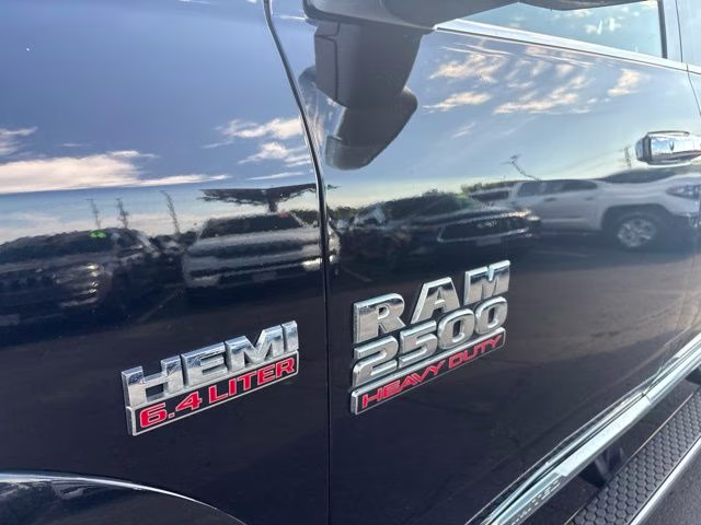 2017 Brilliant Black Crystal Pearlcoat Ram 2500 Limited 4X4 Truck