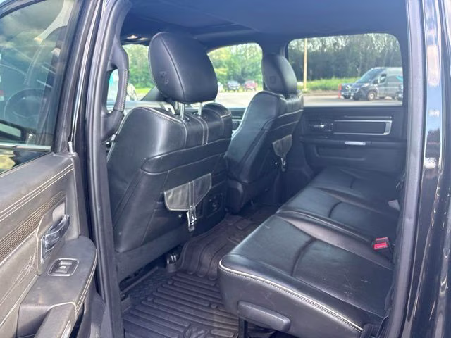 2017 Brilliant Black Crystal Pearlcoat Ram 2500 Limited 4X4 Truck