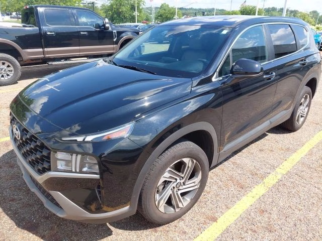 2023 Black Hyundai Santa Fe SE AWD SUV