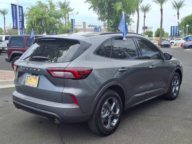 2024 Carbonized Gray Metallic Ford Escape ST-Line FWD SUV