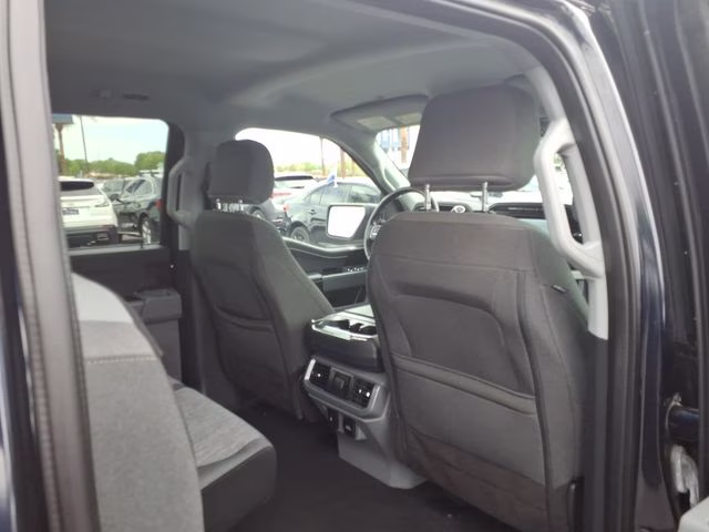 2022 Antimatter Blue Metallic Ford F-150 XLT 4X4 Truck
